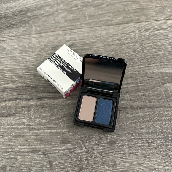 NIB Japonesque Velvet Touch Eye Shadow Duo Shade 05 - Picture 1 of 5